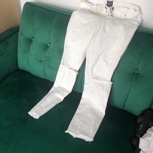 urban outfitter Knee ripped jeans